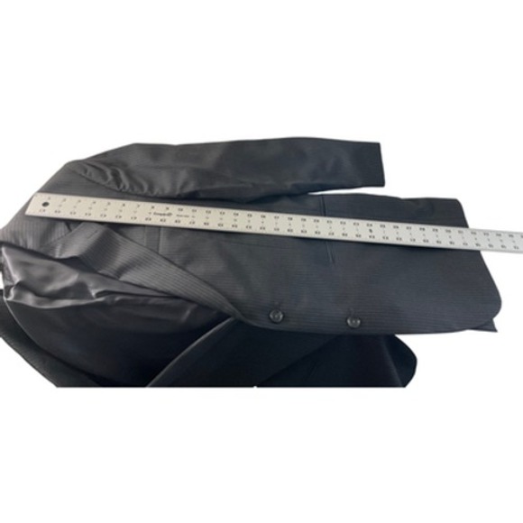 Jos A Bank Men's 42L Suit Coat Slim‎ Fit Black Pinstripe Wool Blend Business - Picture 5 of 10